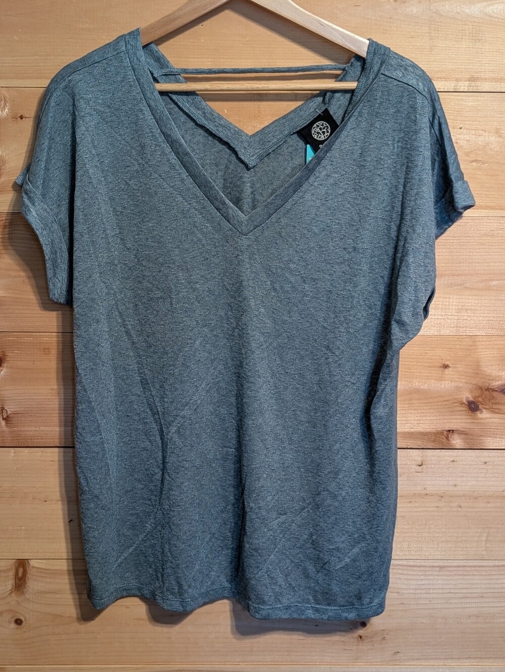 Bobeau Davie V-Neck Short Sleeve Tee *Large *NWT